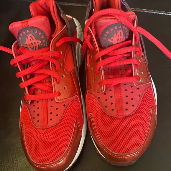 Red Nike Huaraches - Picture 5 of 5